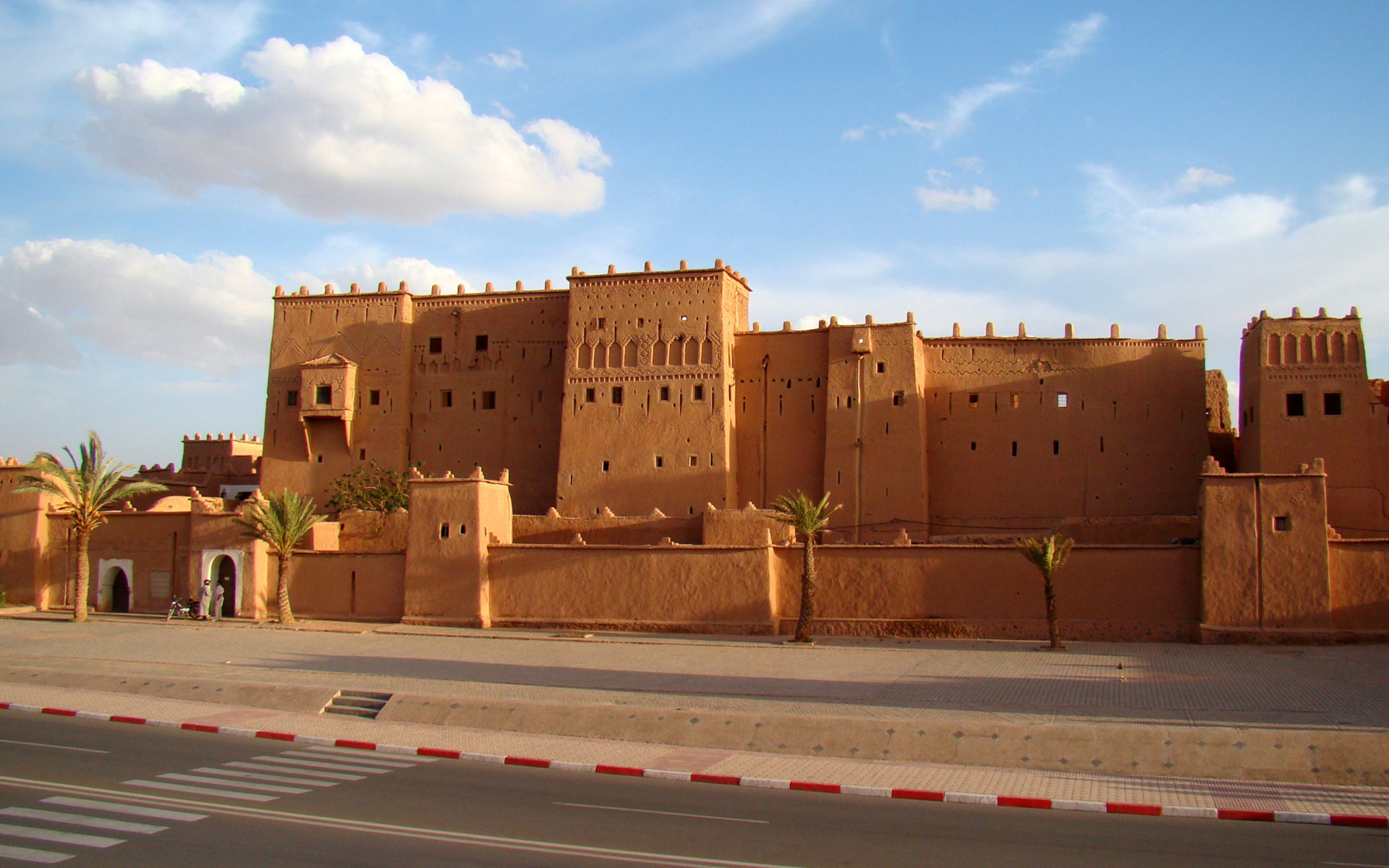 Tour privado de 13 días a Marruecos desde Tánger